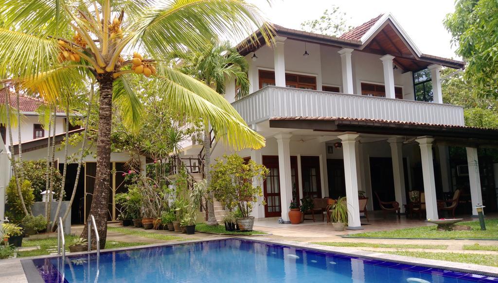Surf Villa Hikkaduwa Exterior foto